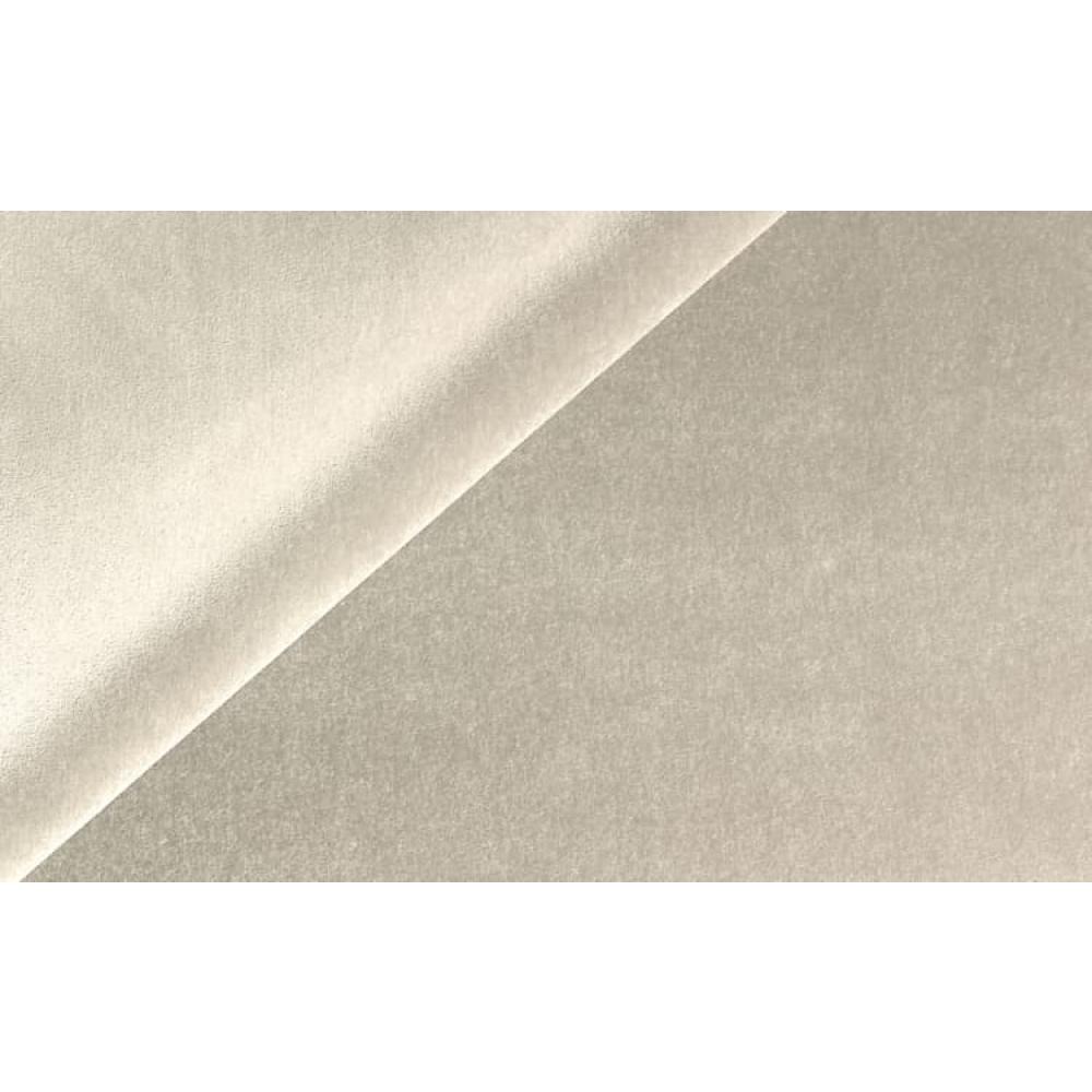 zoomed-img
