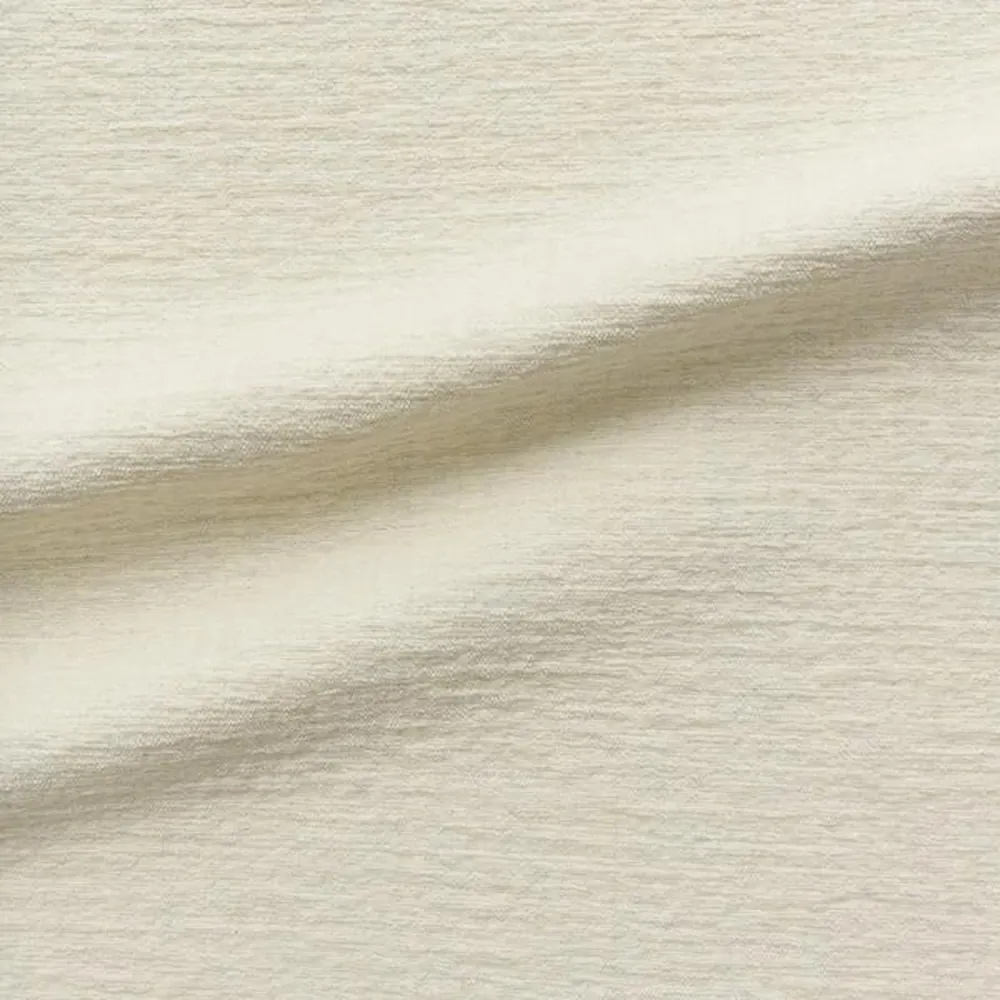 zoomed-img