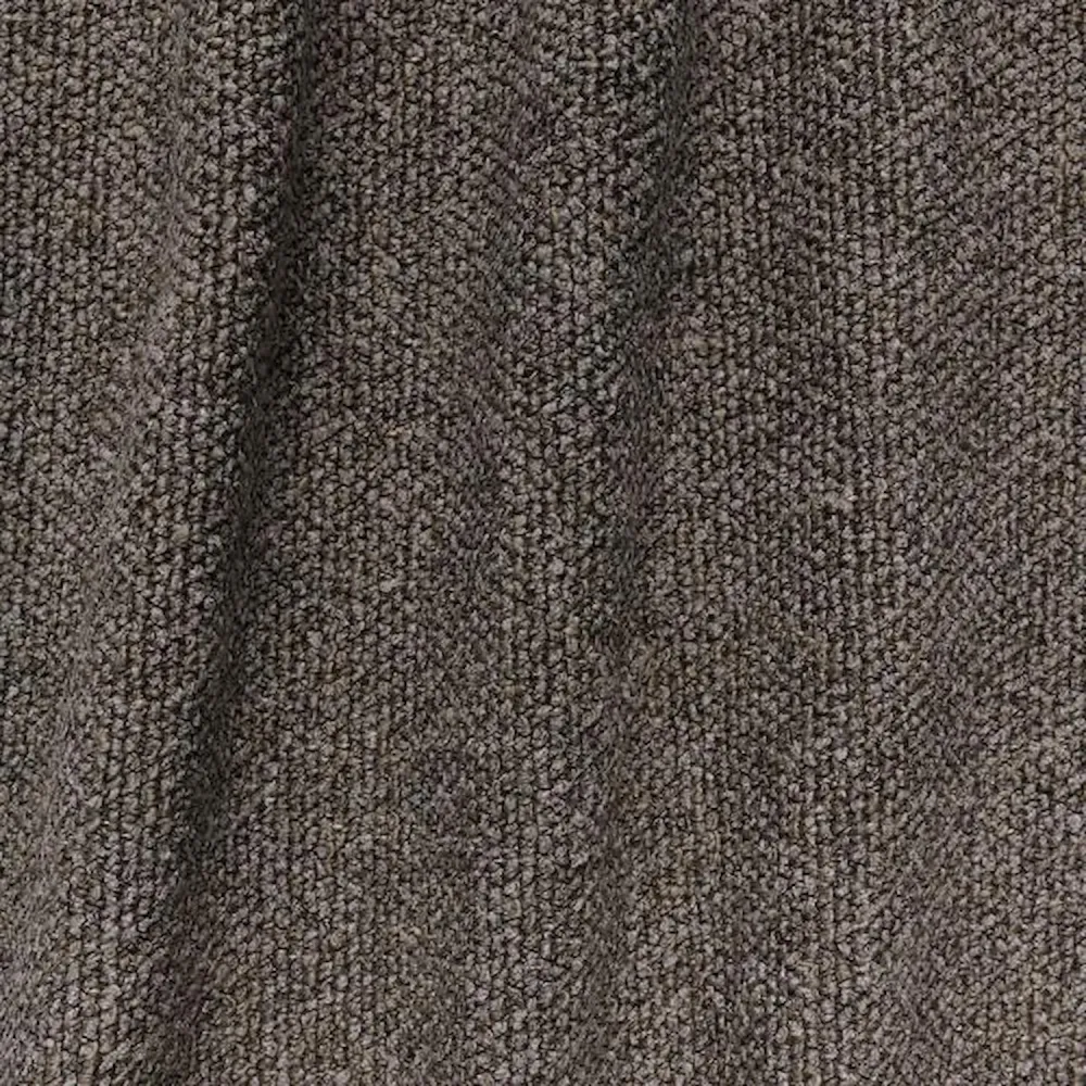 zoomed-img