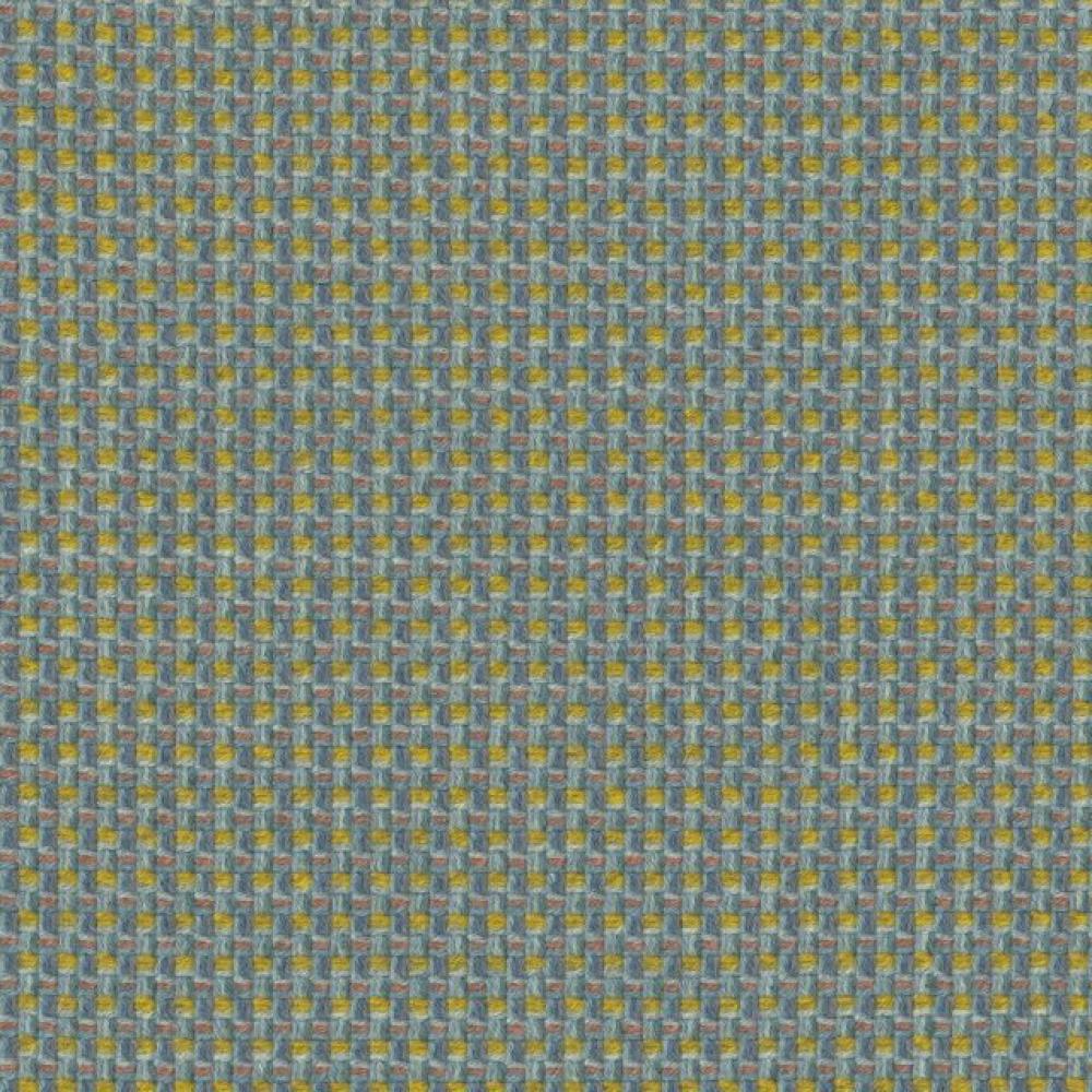 zoomed-img