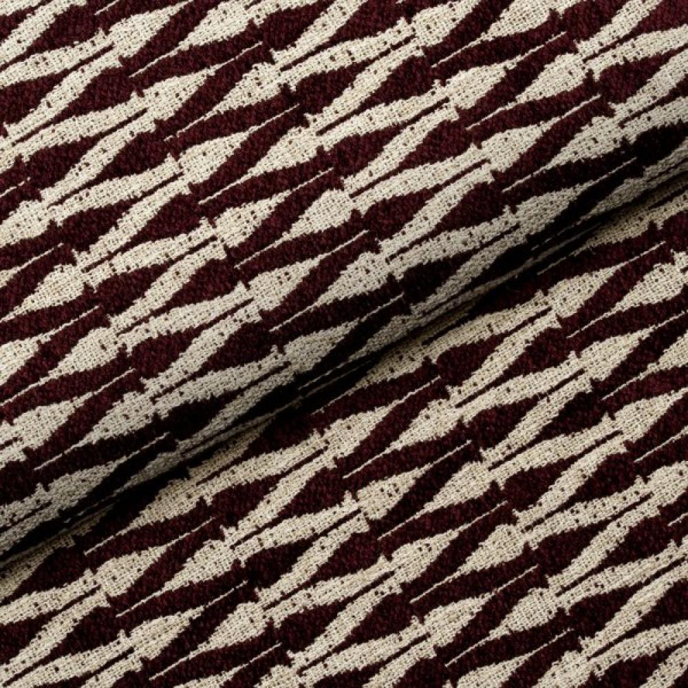 zoomed-img