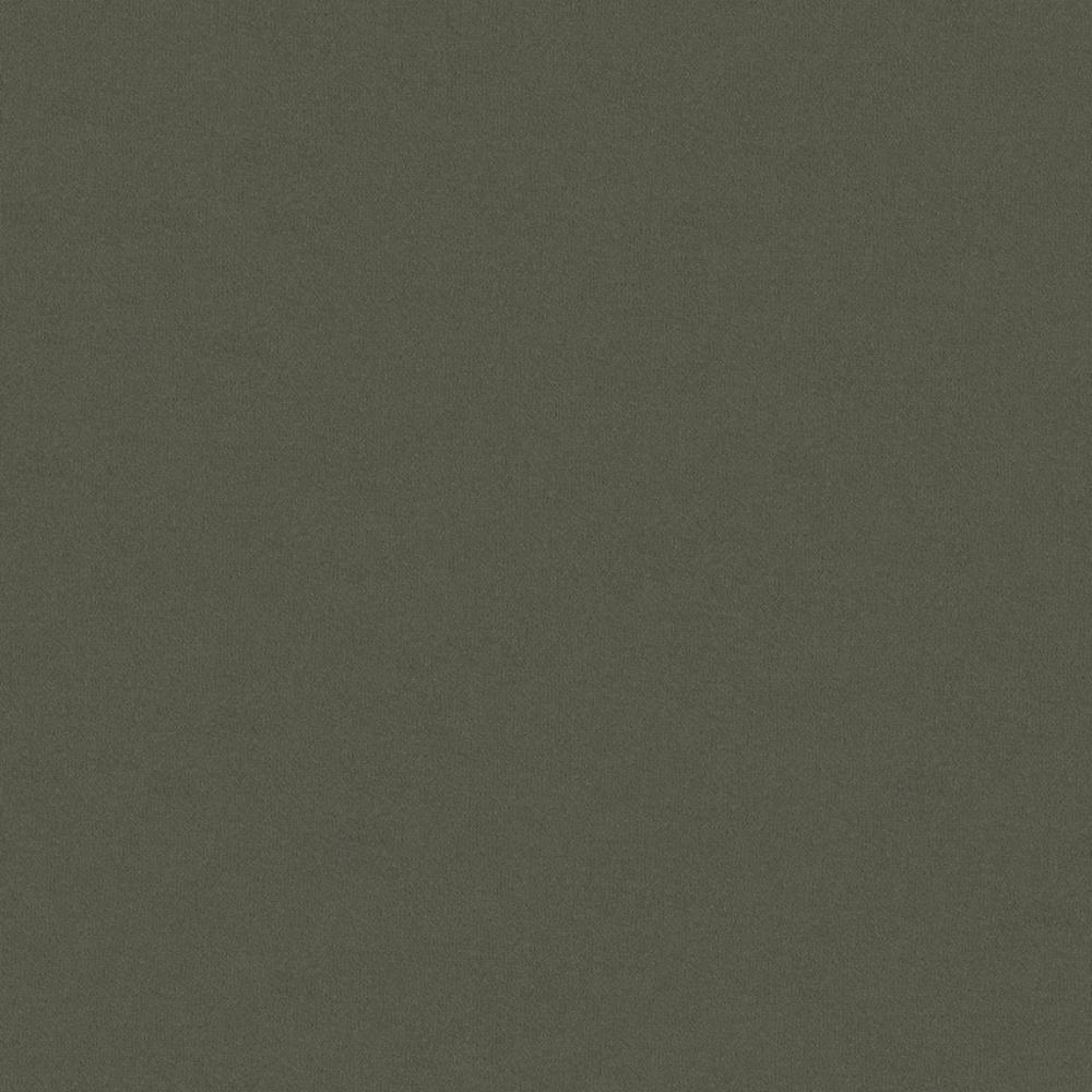 zoomed-img
