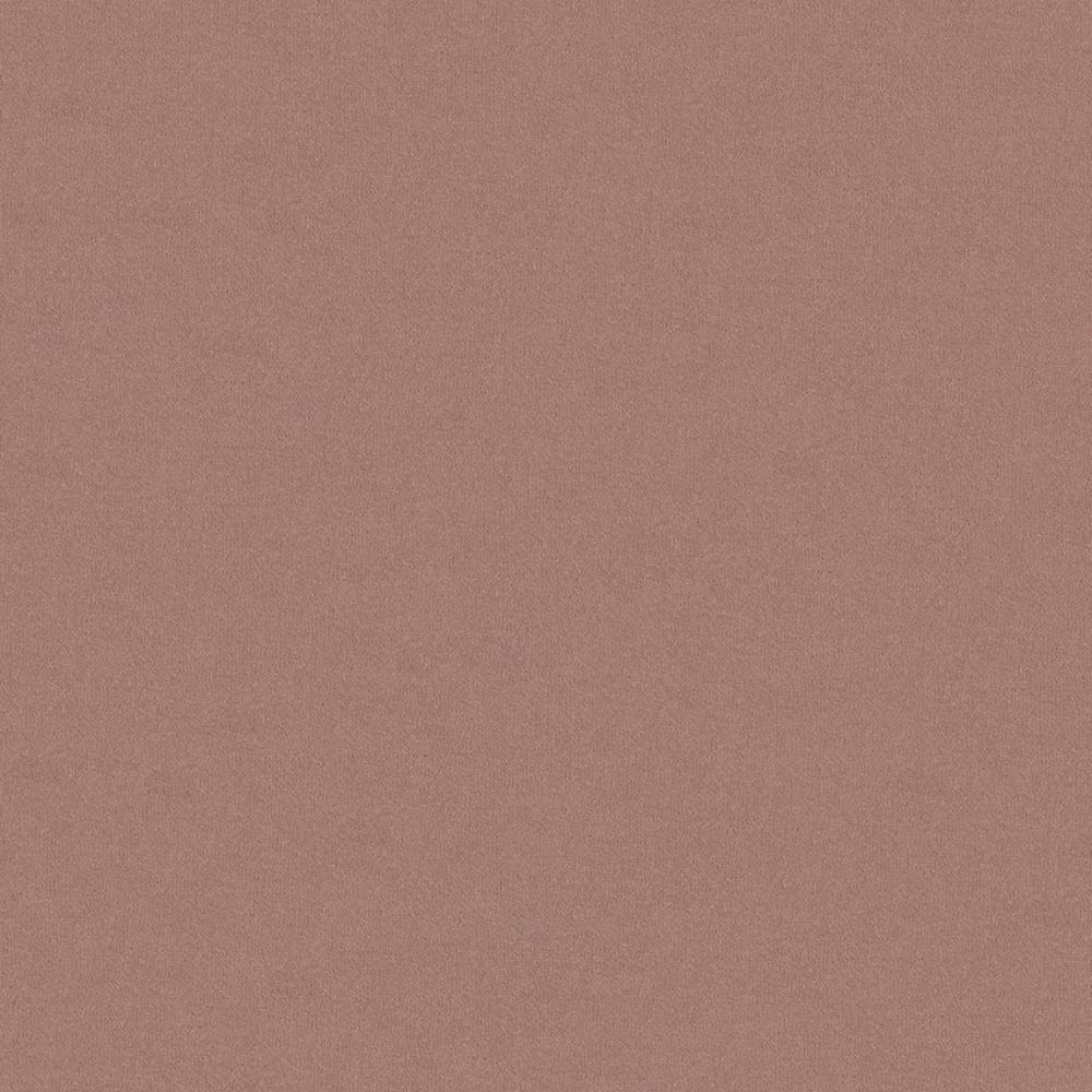 zoomed-img