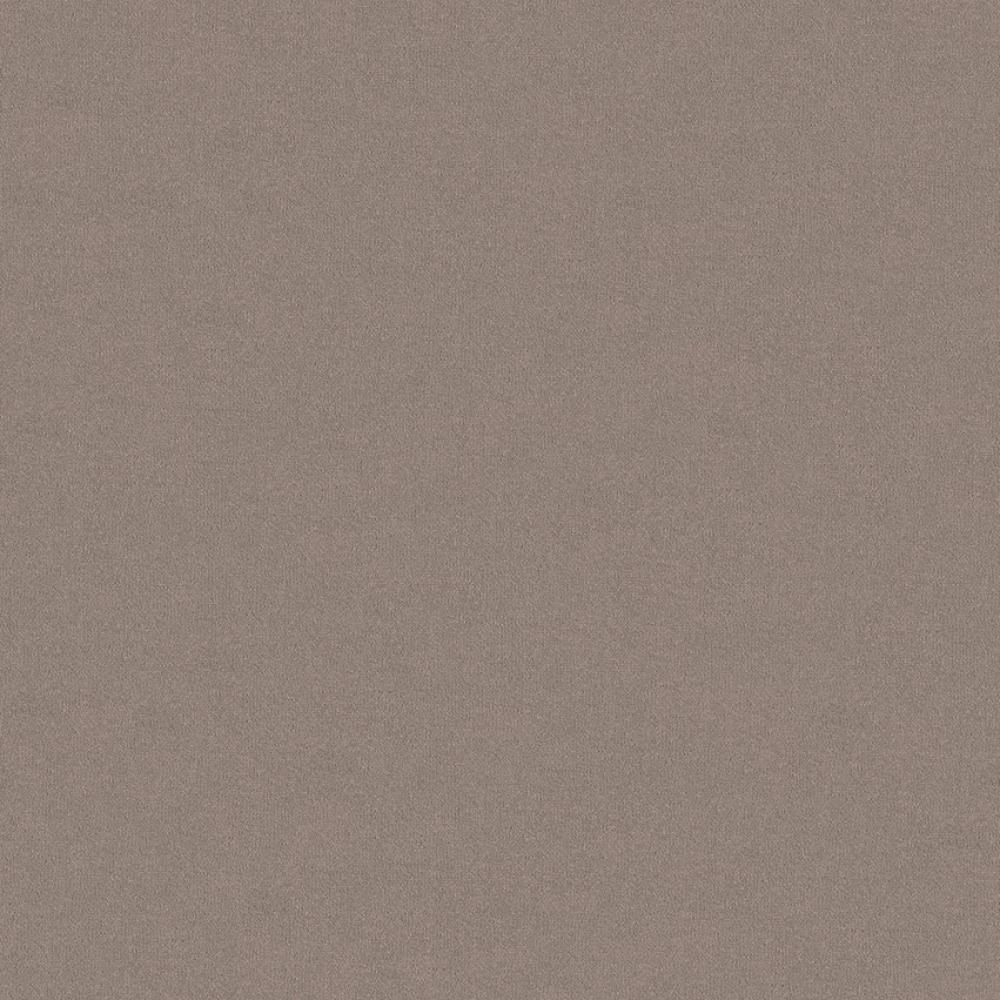zoomed-img
