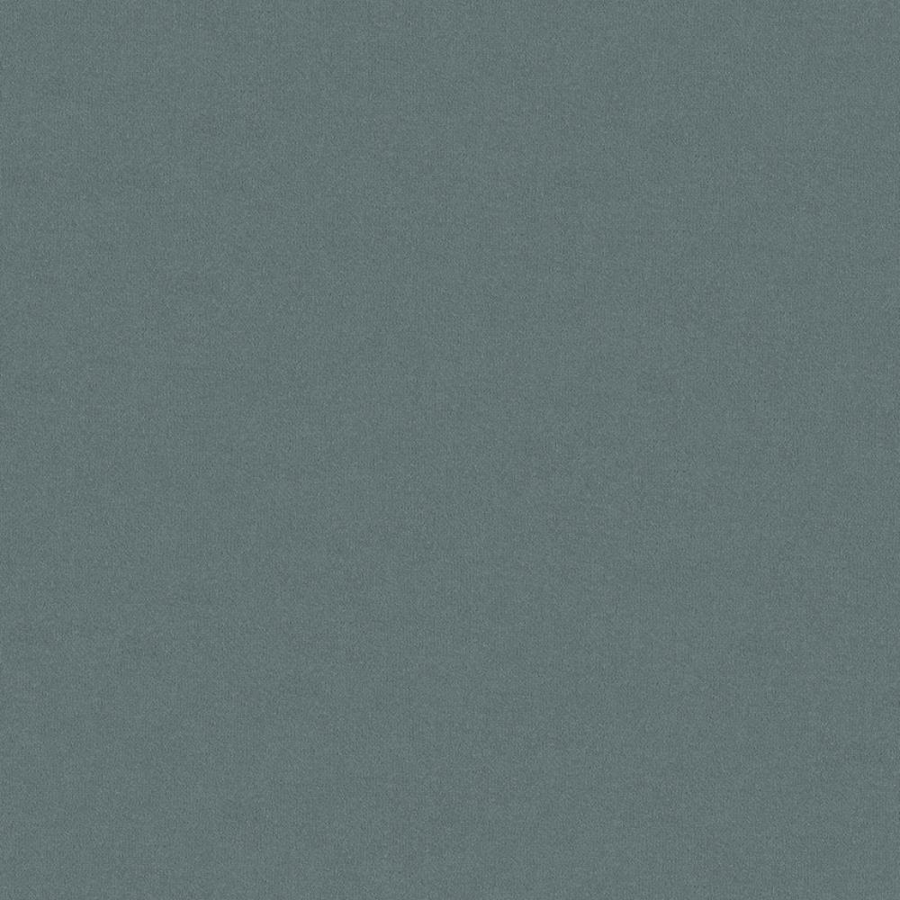 zoomed-img