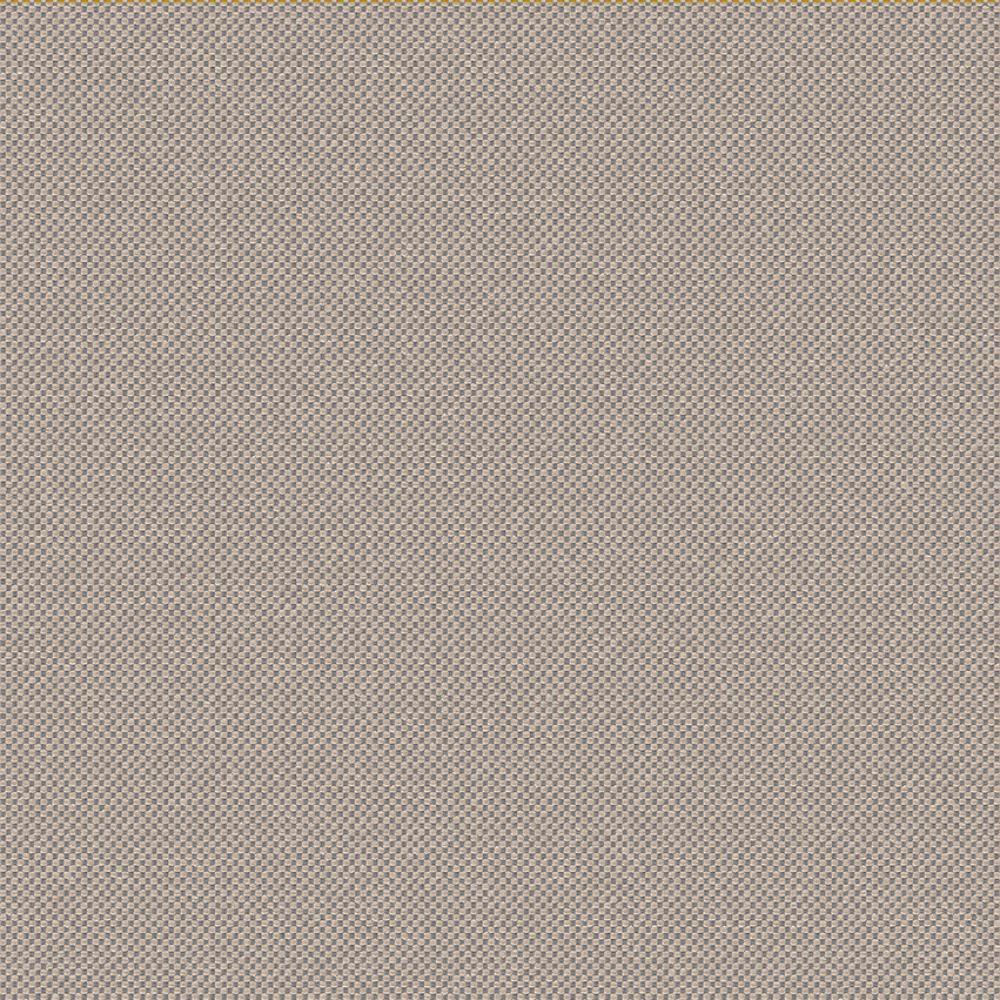 zoomed-img