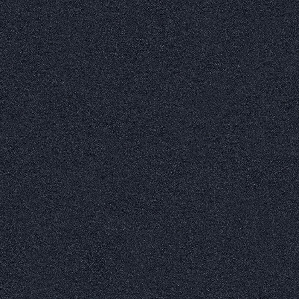 zoomed-img