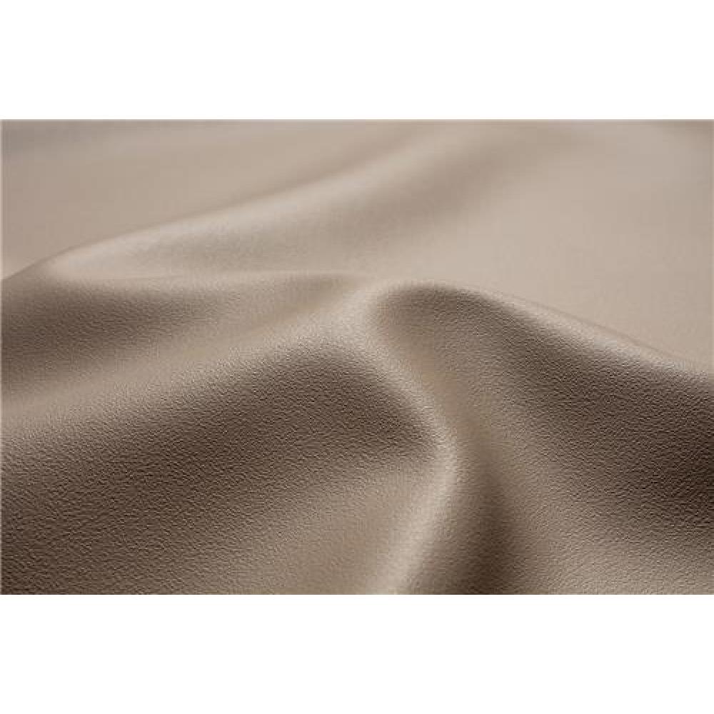 zoomed-img