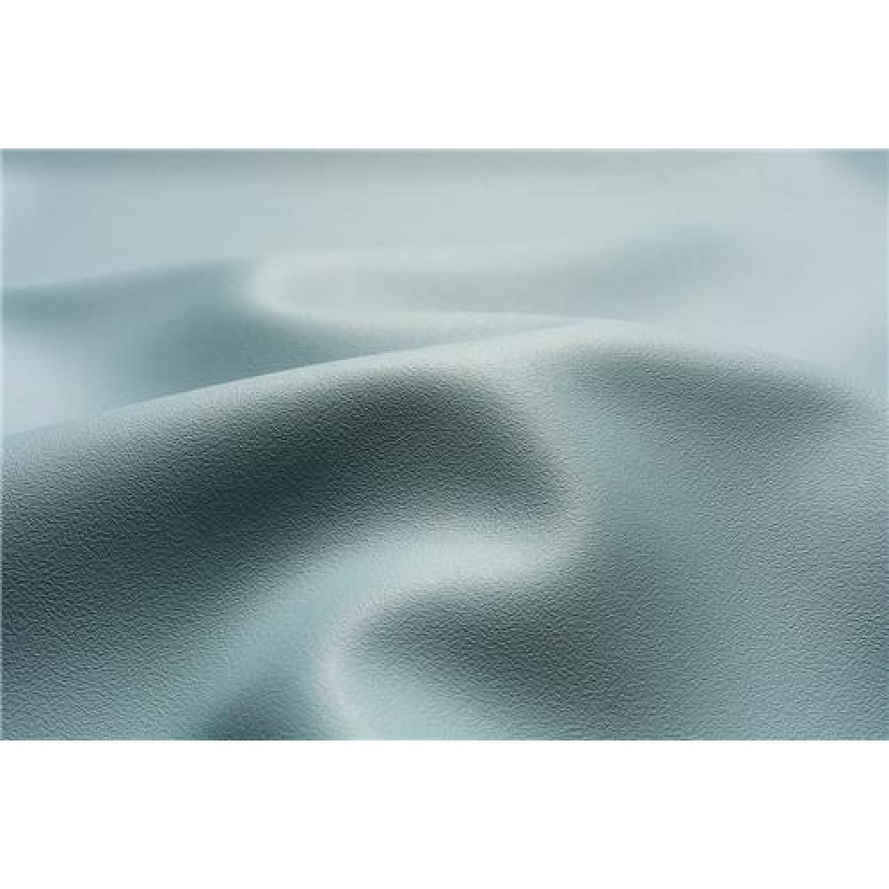 zoomed-img