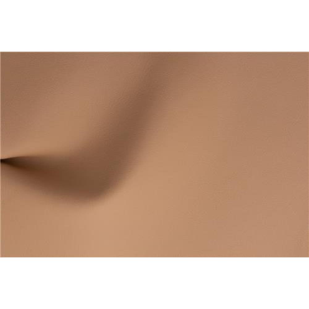 zoomed-img