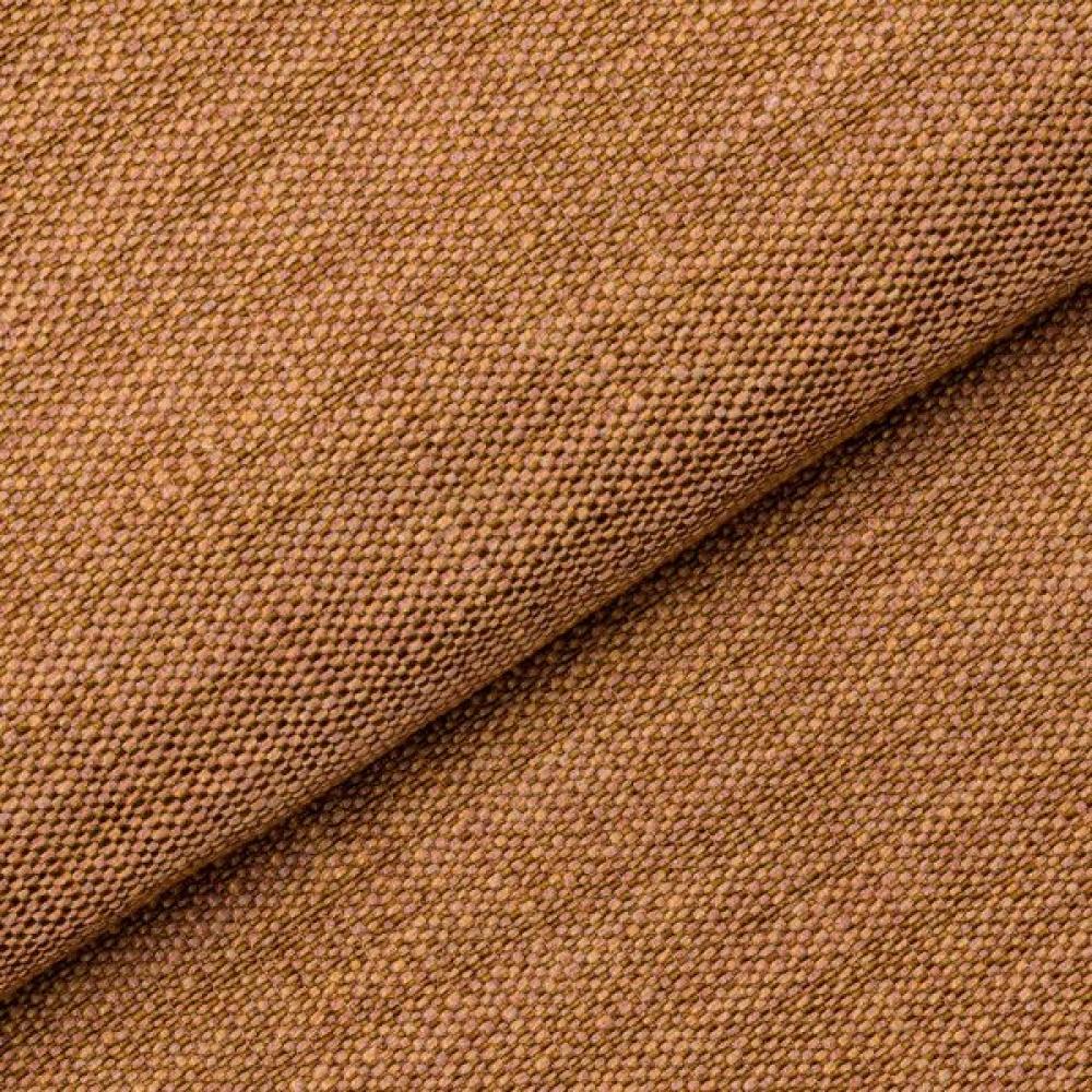 zoomed-img