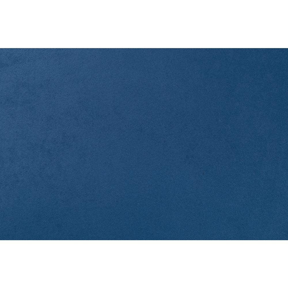 zoomed-img