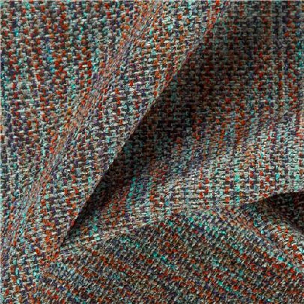zoomed-img