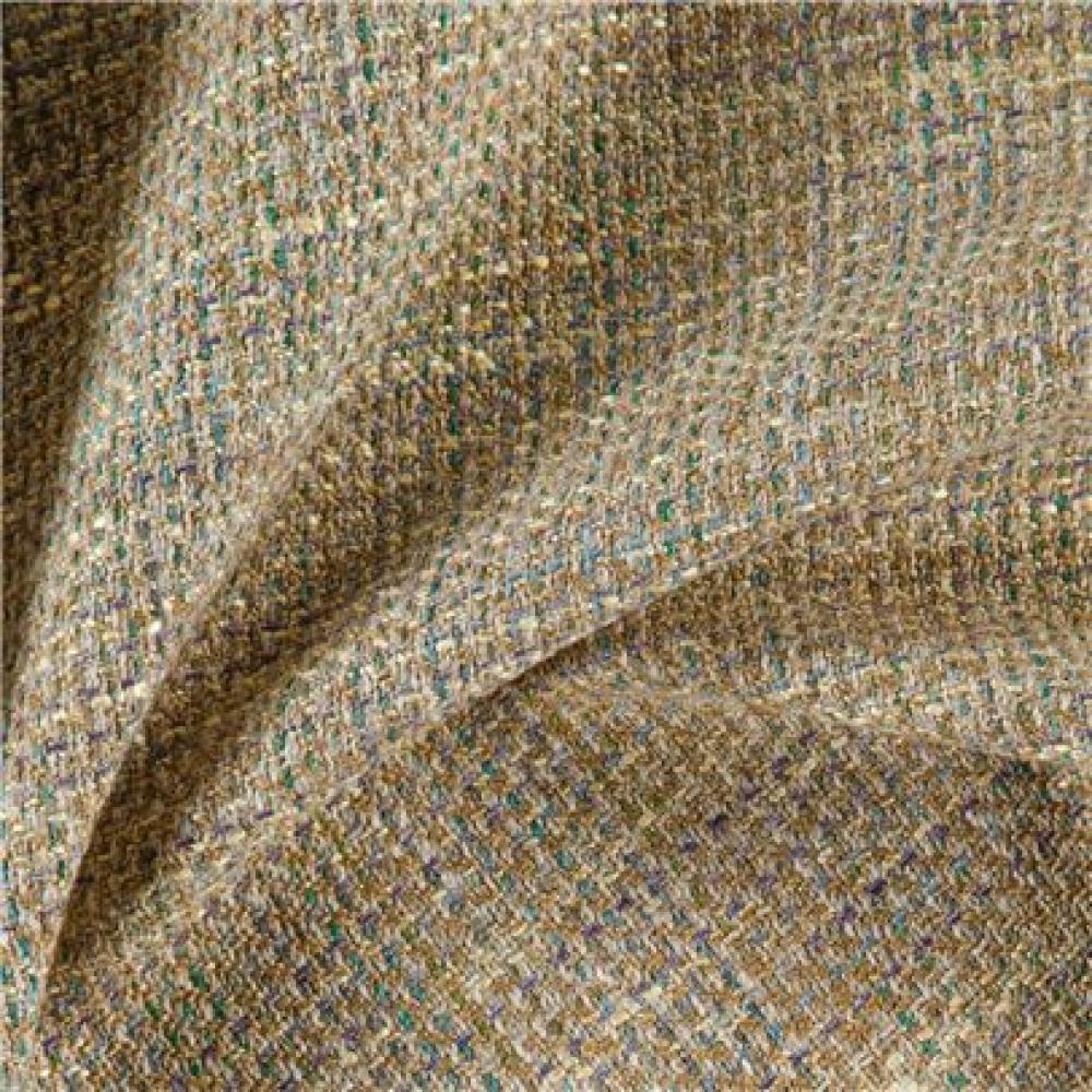 zoomed-img